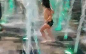 Tupy Ocian Pé na Areia
